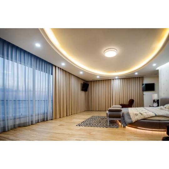 Rèm Cửa Kính - Giải Pháp Tinh Tế Cho Không Gian Sống Và Làm Việc Tại Tân Uyên